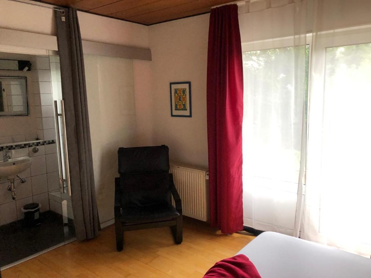 Hotel Saarland Lebach エクステリア 写真