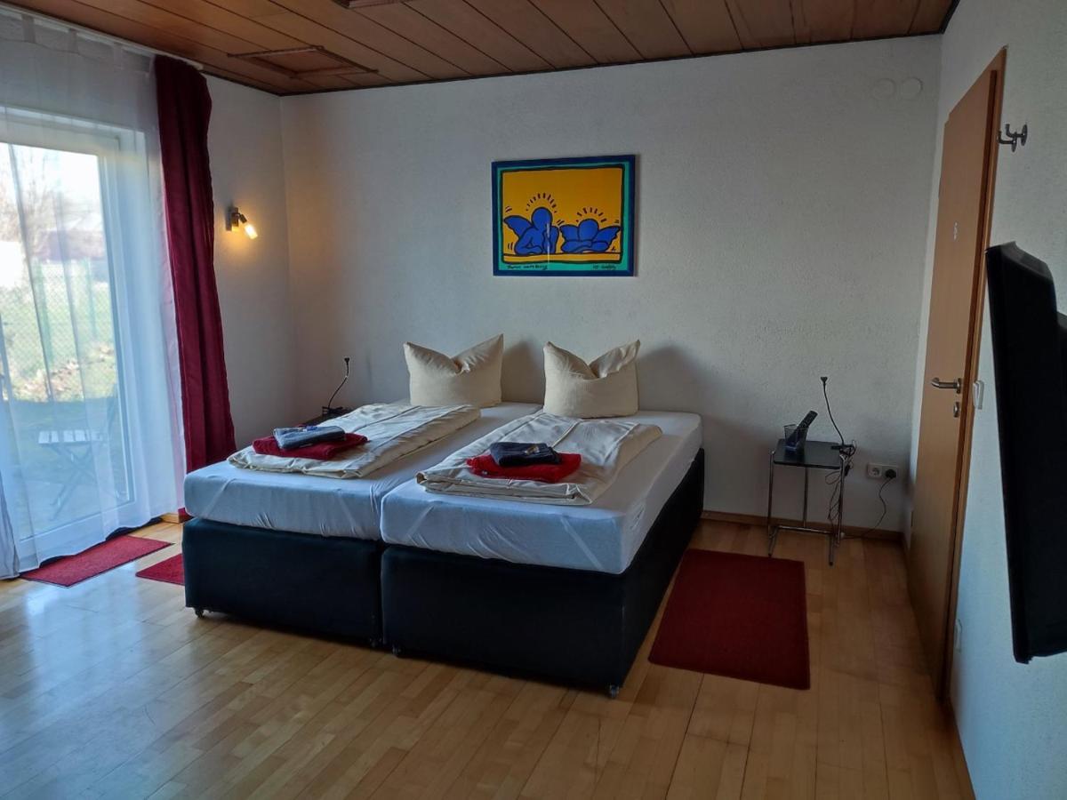 Hotel Saarland Lebach エクステリア 写真