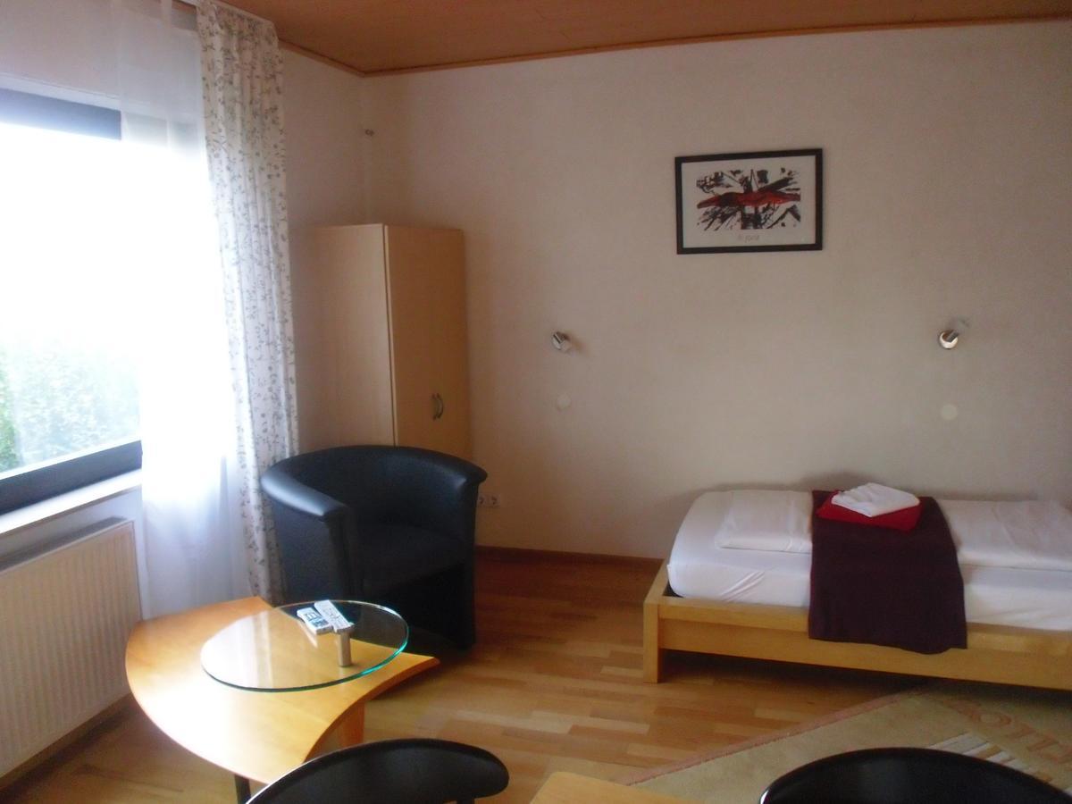 Hotel Saarland Lebach 部屋 写真