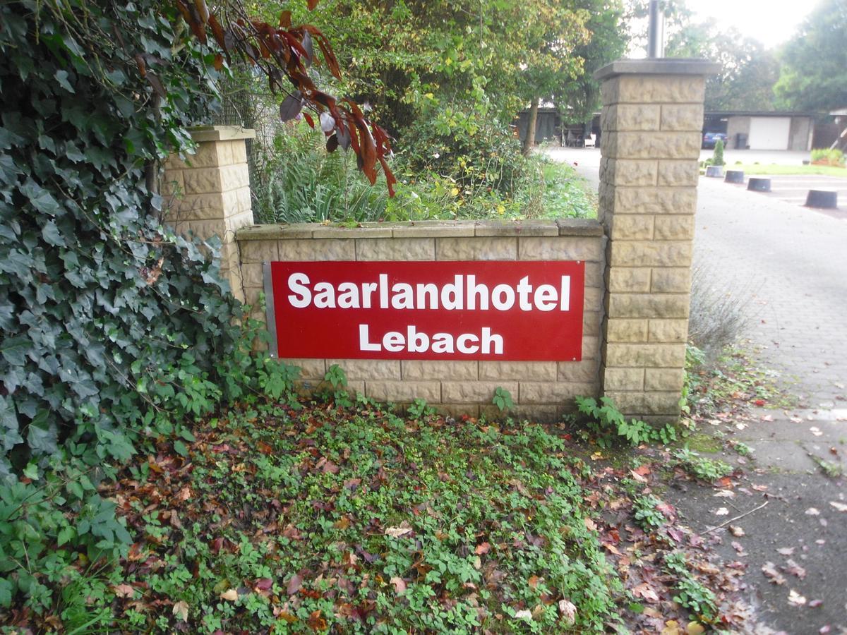 Hotel Saarland Lebach エクステリア 写真